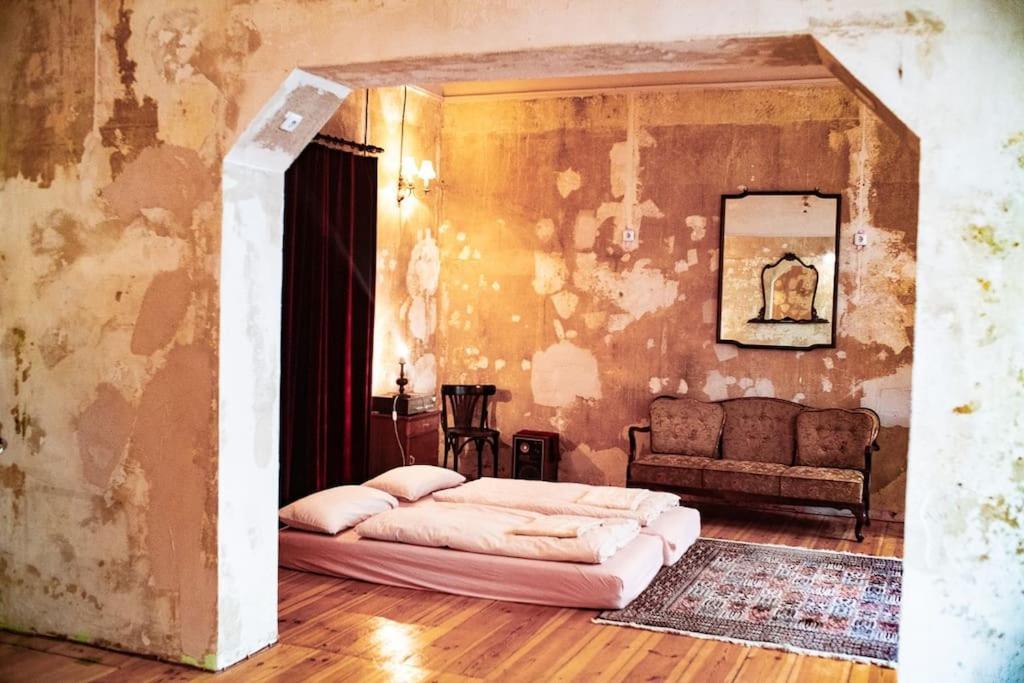 Schoeneberg Flat & Art Gallery Apartment Berlin