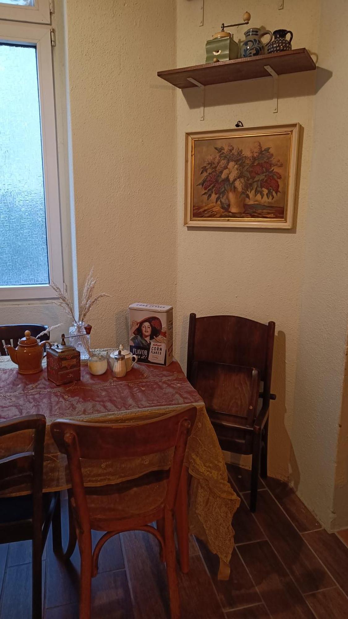 Schoeneberg Flat & Art Gallery Apartment